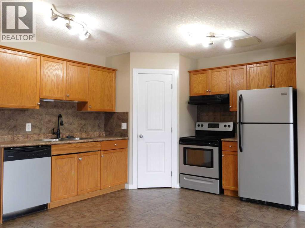 35, 6802 50 Avenue, Camrose, Alberta  T4V 5C7 - Photo 7 - A2300763