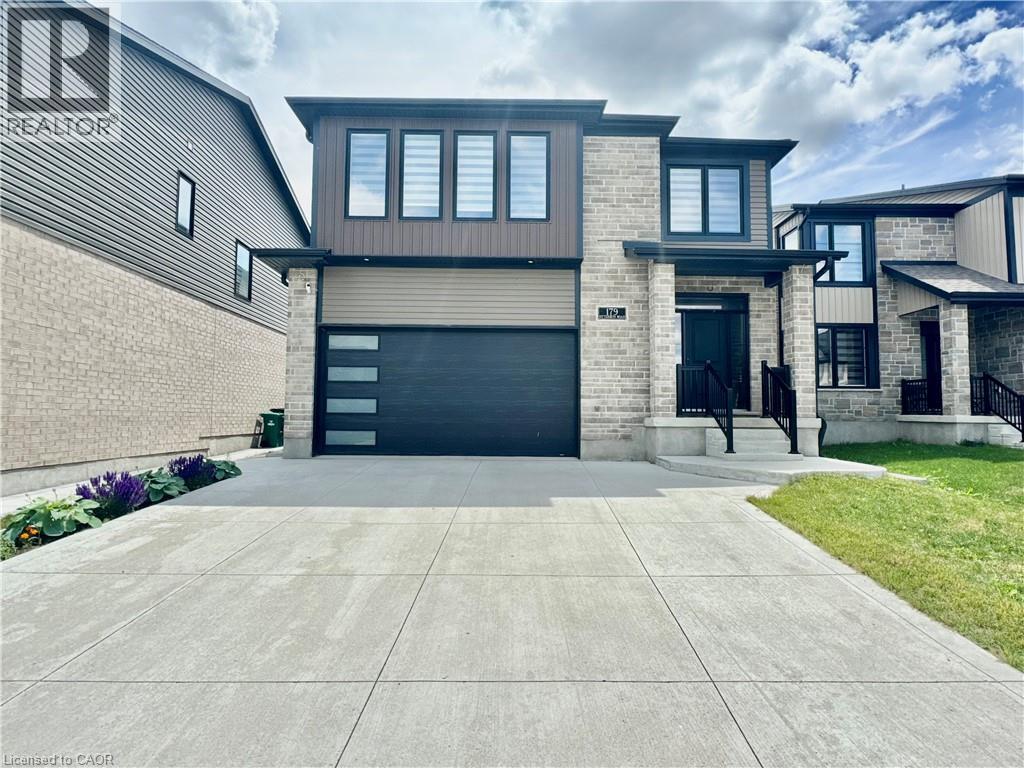179 Otterbein Road, Kitchener, Ontario  N2B 0A8 - Photo 3 - 40839845
