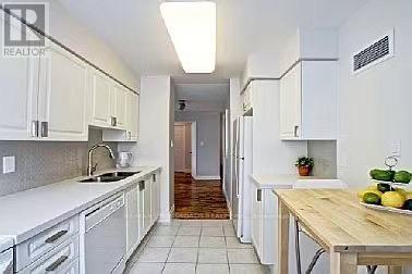 2012 - 28 Empress Avenue, Toronto, Ontario M2N 6Z7 - Photo 8 - C13458910