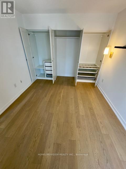 903 - 10 Capreol Court, Toronto, Ontario  M5V 4B3 - Photo 5 - C13458942
