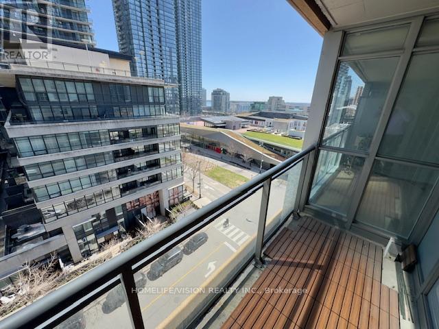 903 - 10 Capreol Court, Toronto, Ontario  M5V 4B3 - Photo 9 - C13458942