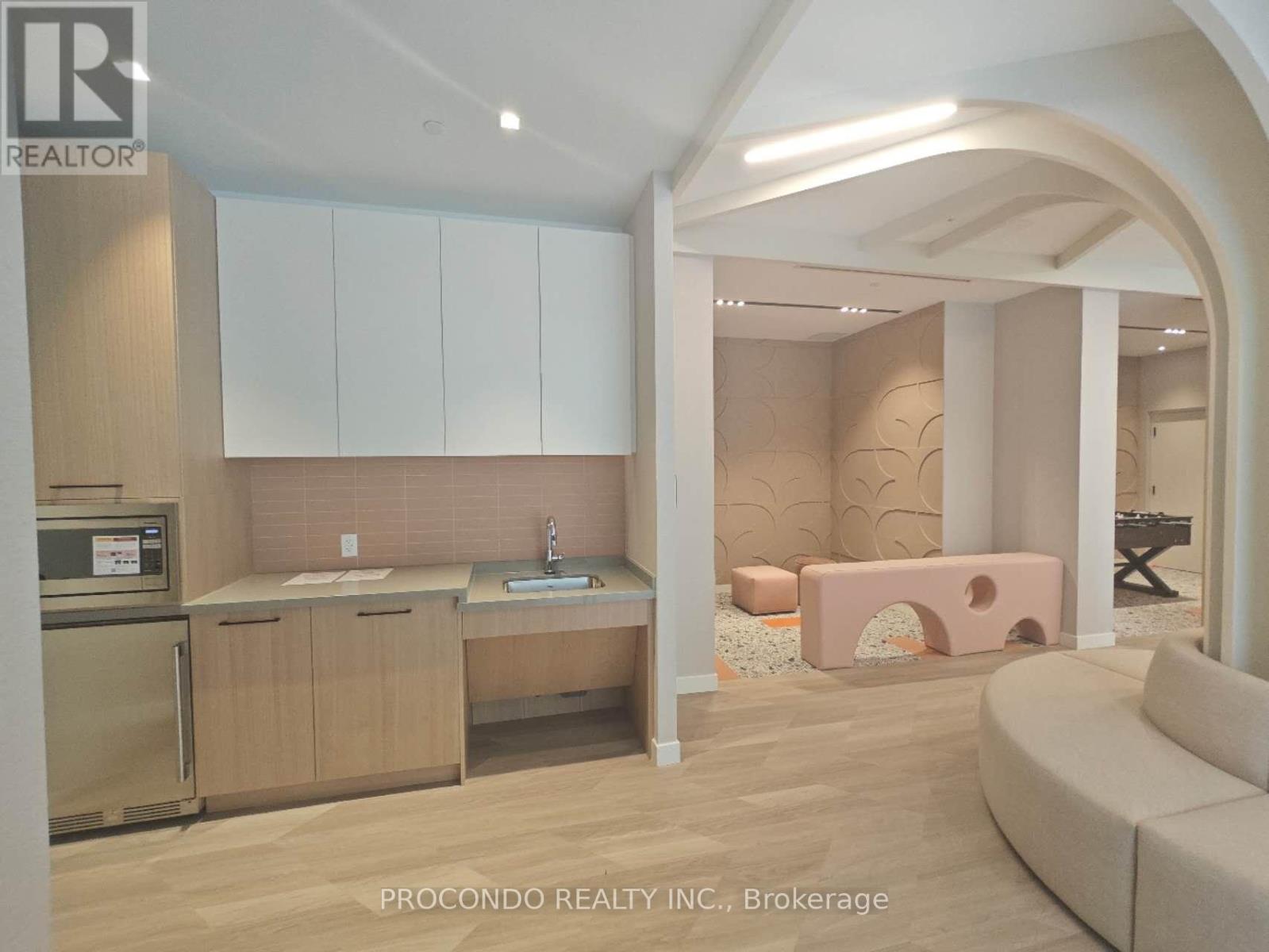 2010 - 10 Oak St Street E, Toronto, Ontario  M5A 0Z1 - Photo 23 - C13438132