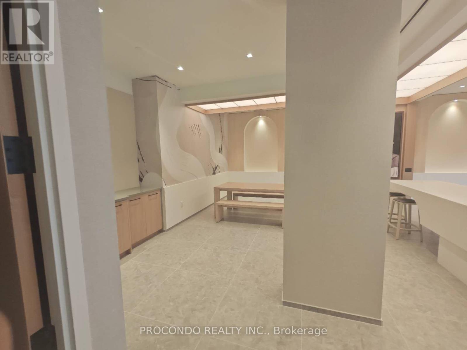 2010 - 10 Oak St Street E, Toronto, Ontario  M5A 0Z1 - Photo 25 - C13438132
