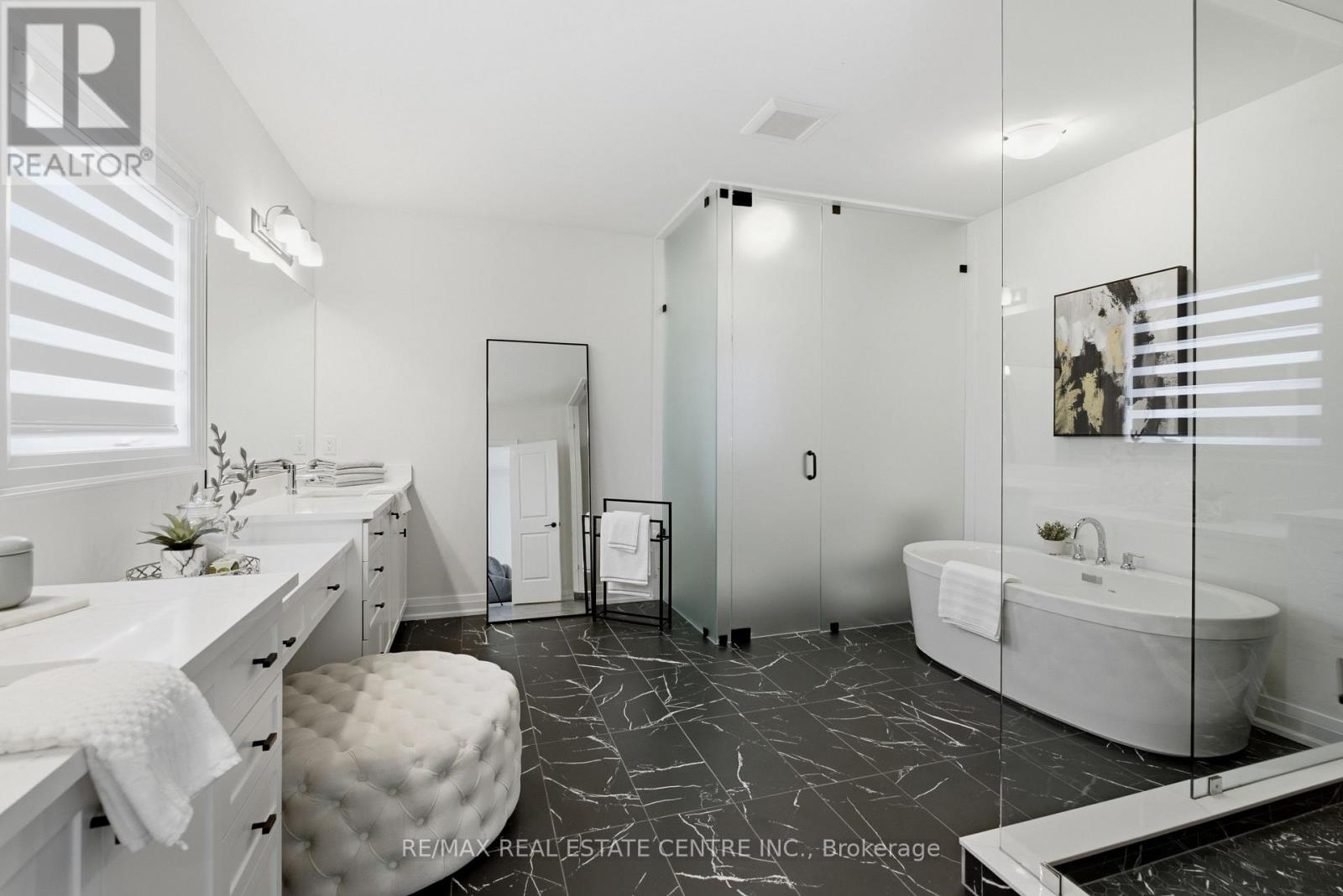 145 Brant Drive, Vaughan, Ontario  L3L 0E8 - Photo 24 - N13457172