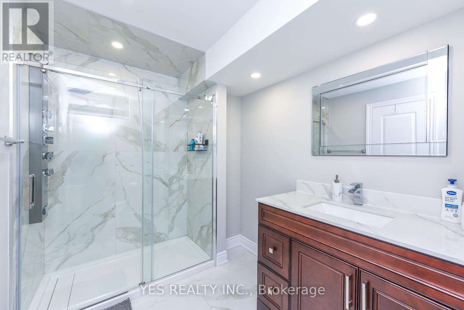 86 Quintette Close, Brampton, Ontario L6P 0A2 - Photo 41 - W13456826