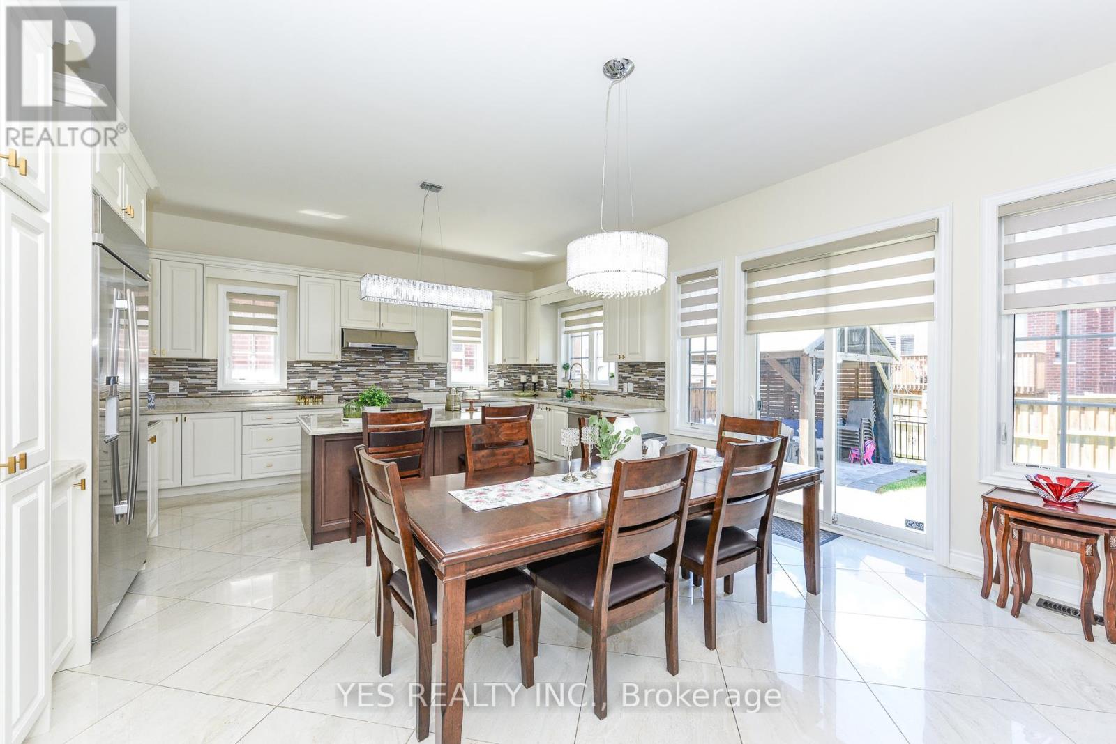 86 Quintette Close, Brampton, Ontario L6P 0A2 - Photo 14 - W13456826