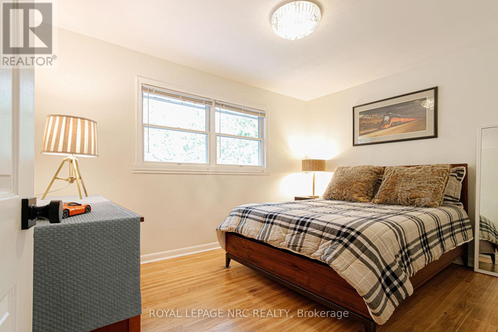 24 Juliana Crescent, St. Catharines, Ontario  L2N 4B4 - Photo 17 - X13458070