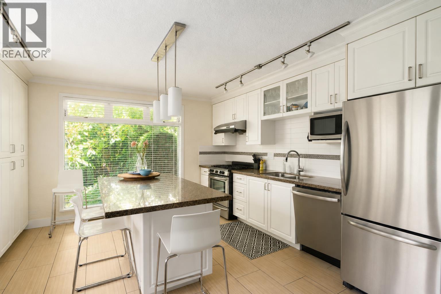 6311 Adera Street, Vancouver, British Columbia  V6M 3J7 - Photo 11 - R3137135