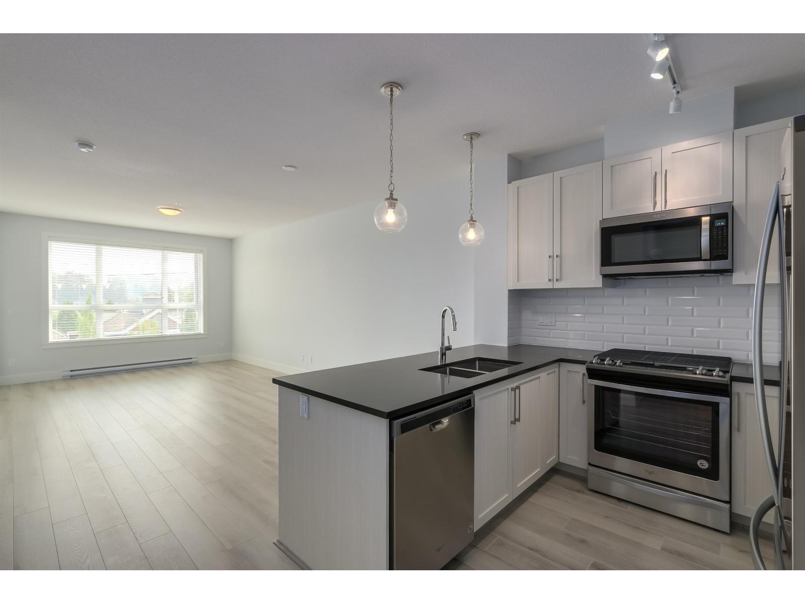 316 2960 151 Street, Surrey, British Columbia  V4P 0G3 - Photo 9 - R3137054