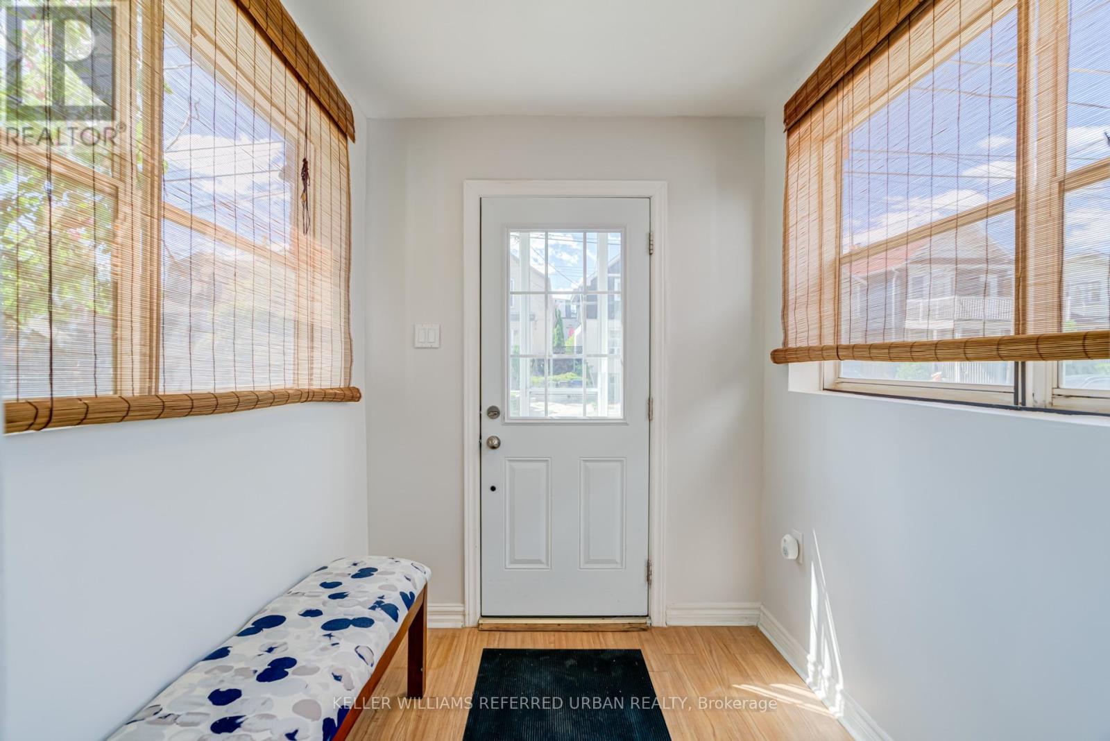 26 Rutherford Avenue, Toronto, Ontario  M6M 2C6 - Photo 3 - W13458872