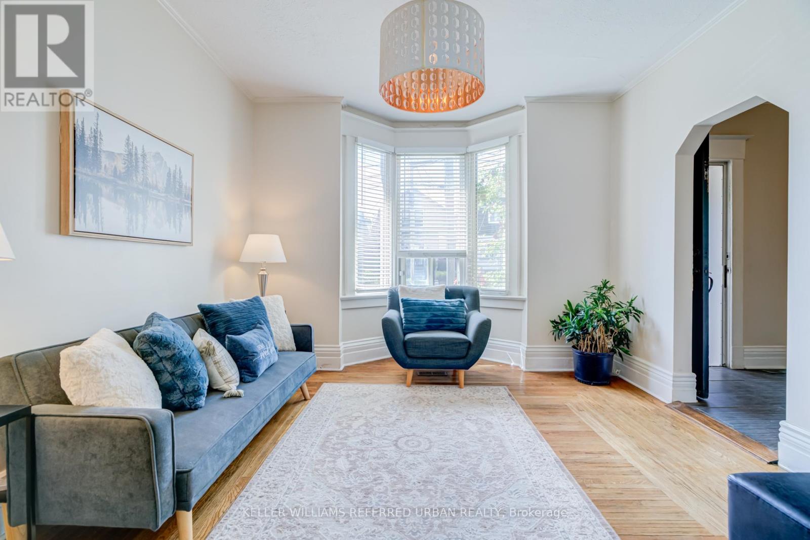 26 Rutherford Avenue, Toronto, Ontario  M6M 2C6 - Photo 5 - W13458872