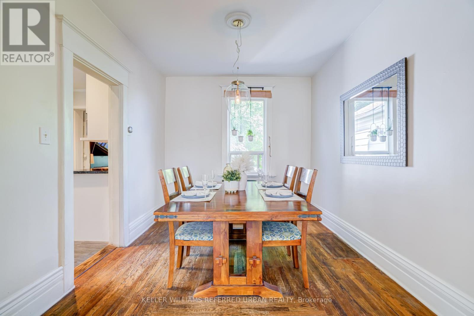 26 Rutherford Avenue, Toronto, Ontario  M6M 2C6 - Photo 8 - W13458872
