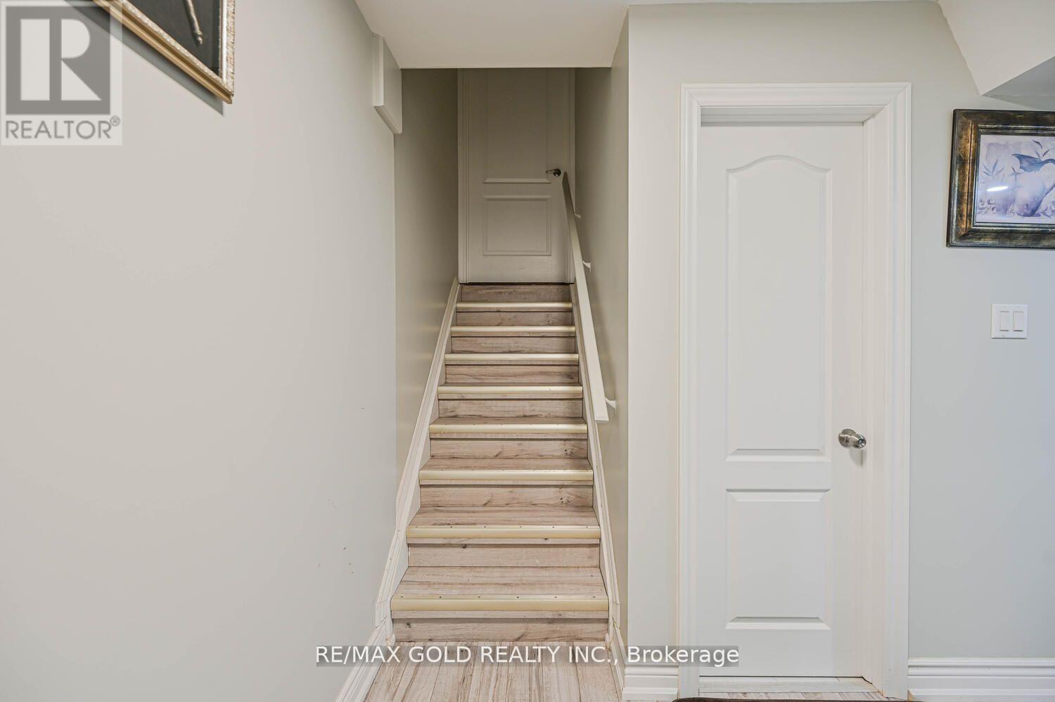 15 Vanwood Crescent, Brampton, Ontario  L6P 2X4 - Photo 42 - W13458892