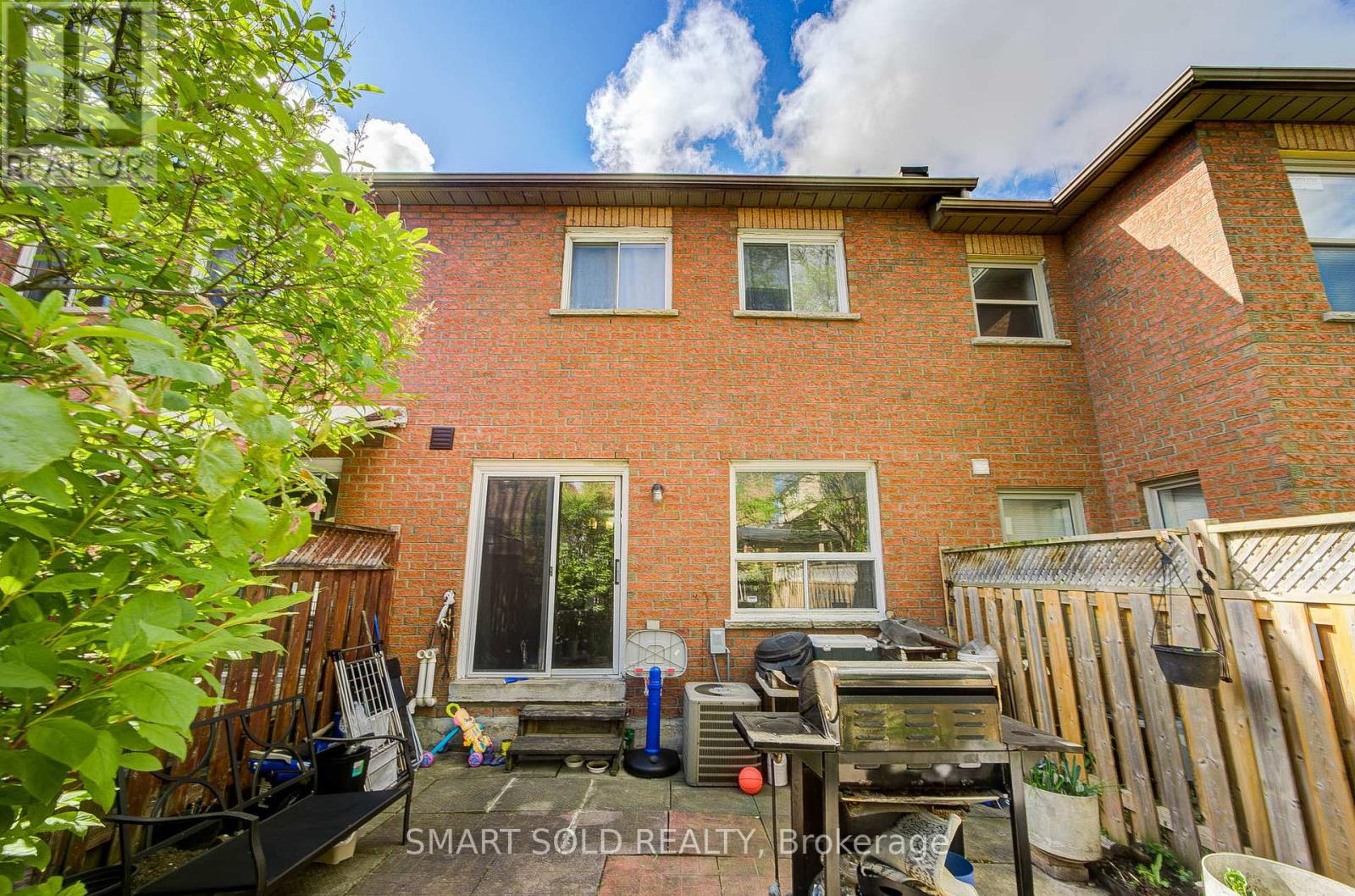 68 Denton Circle, Vaughan, Ontario  L6A 2N4 - Photo 34 - N13219746