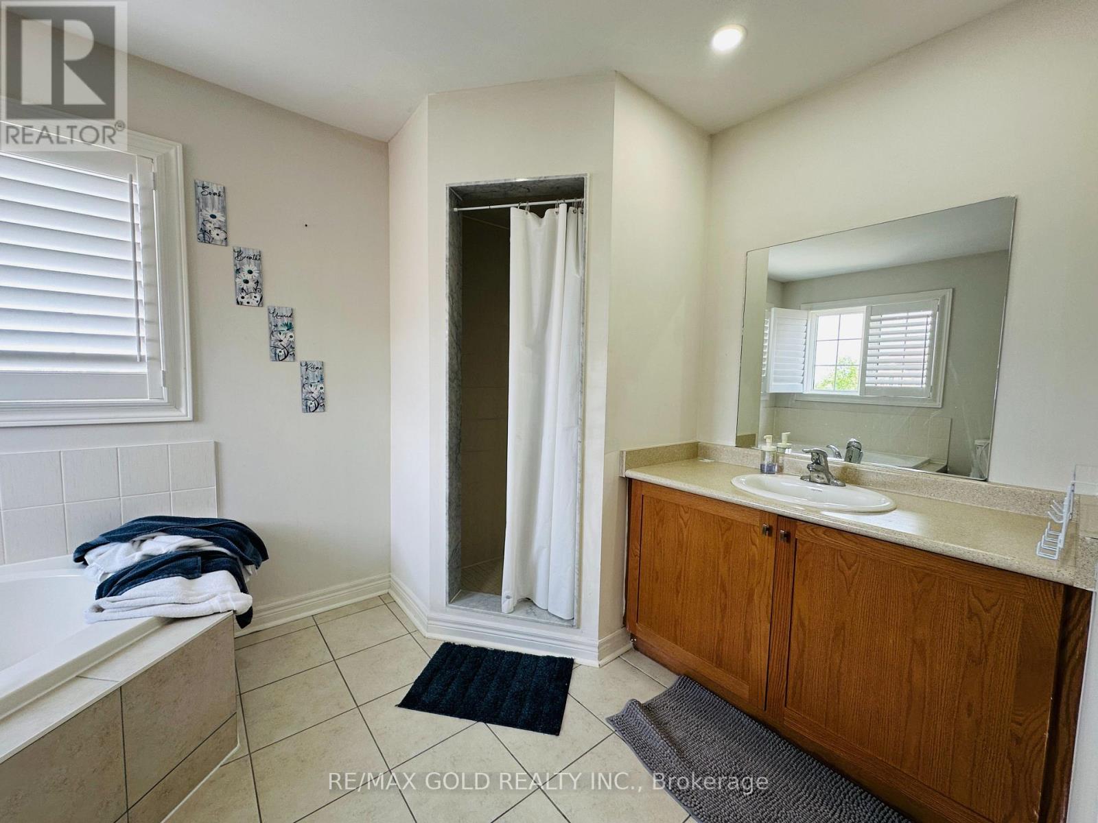 566 Bessborough Drive, Milton, Ontario  L9T 7V2 - Photo 24 - W13450726