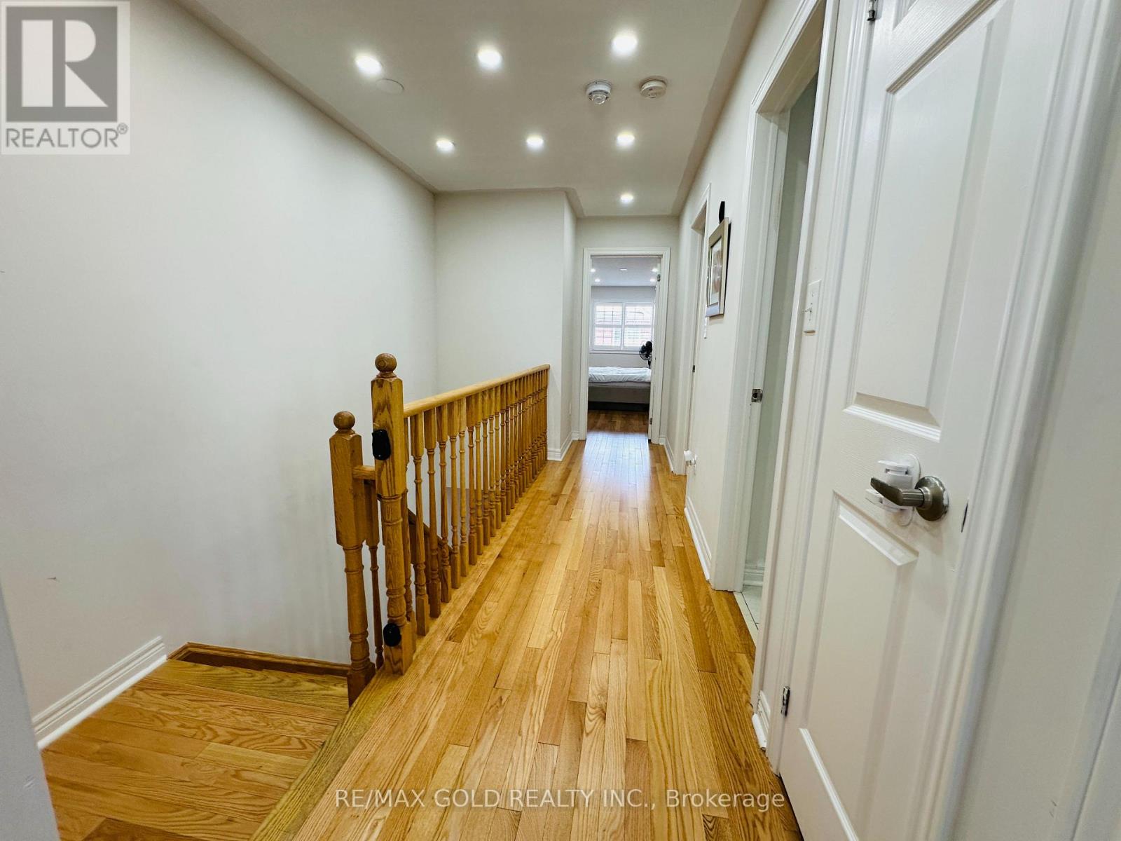 566 Bessborough Drive, Milton, Ontario  L9T 7V2 - Photo 19 - W13450726