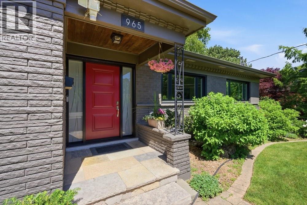 965 Filmandale Road, Burlington, Ontario  L7T 2Z2 - Photo 4 - 40831445