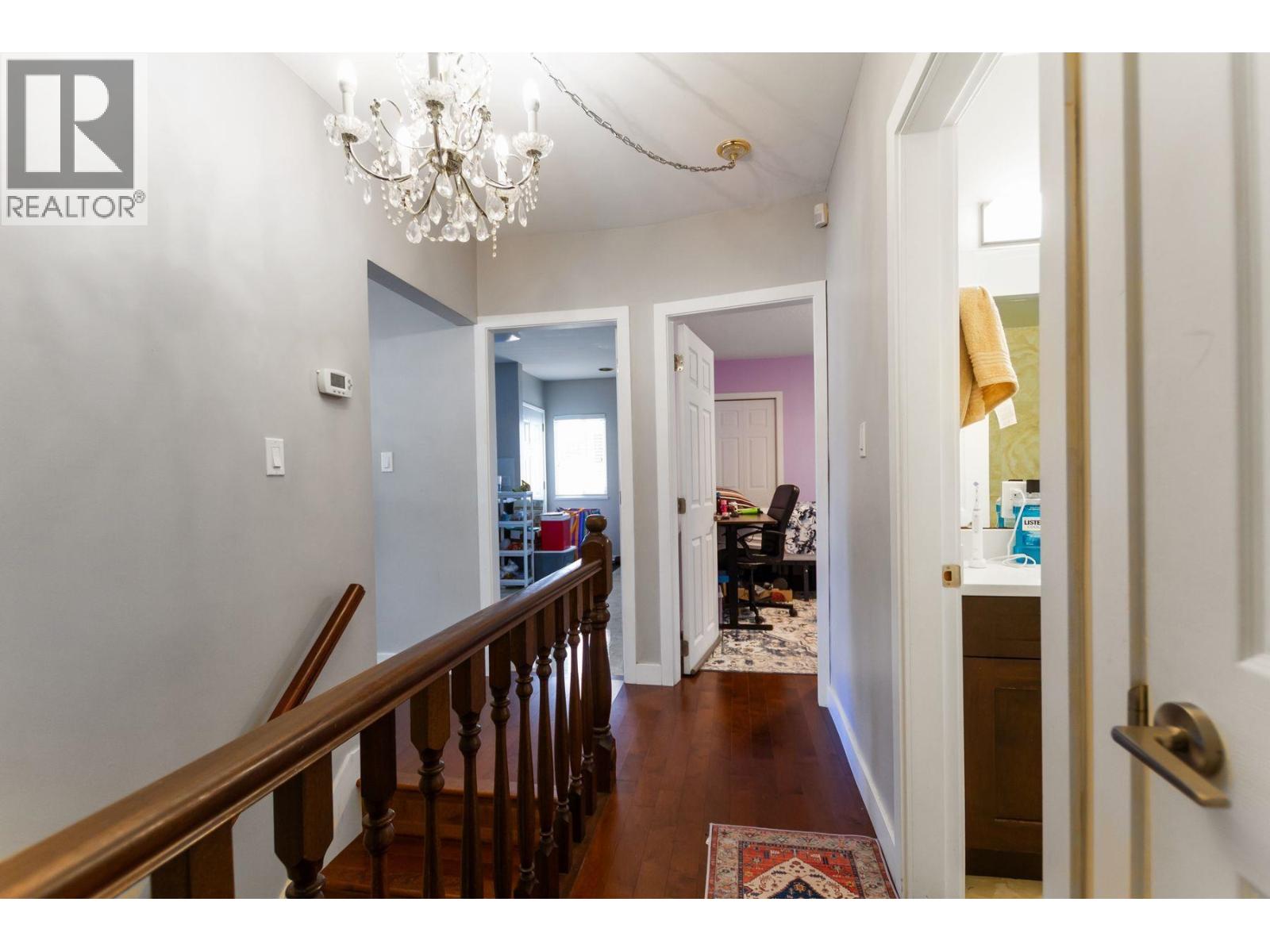 7643 Selkirk Street, Vancouver, British Columbia  V6P 4H3 - Photo 16 - R3137215