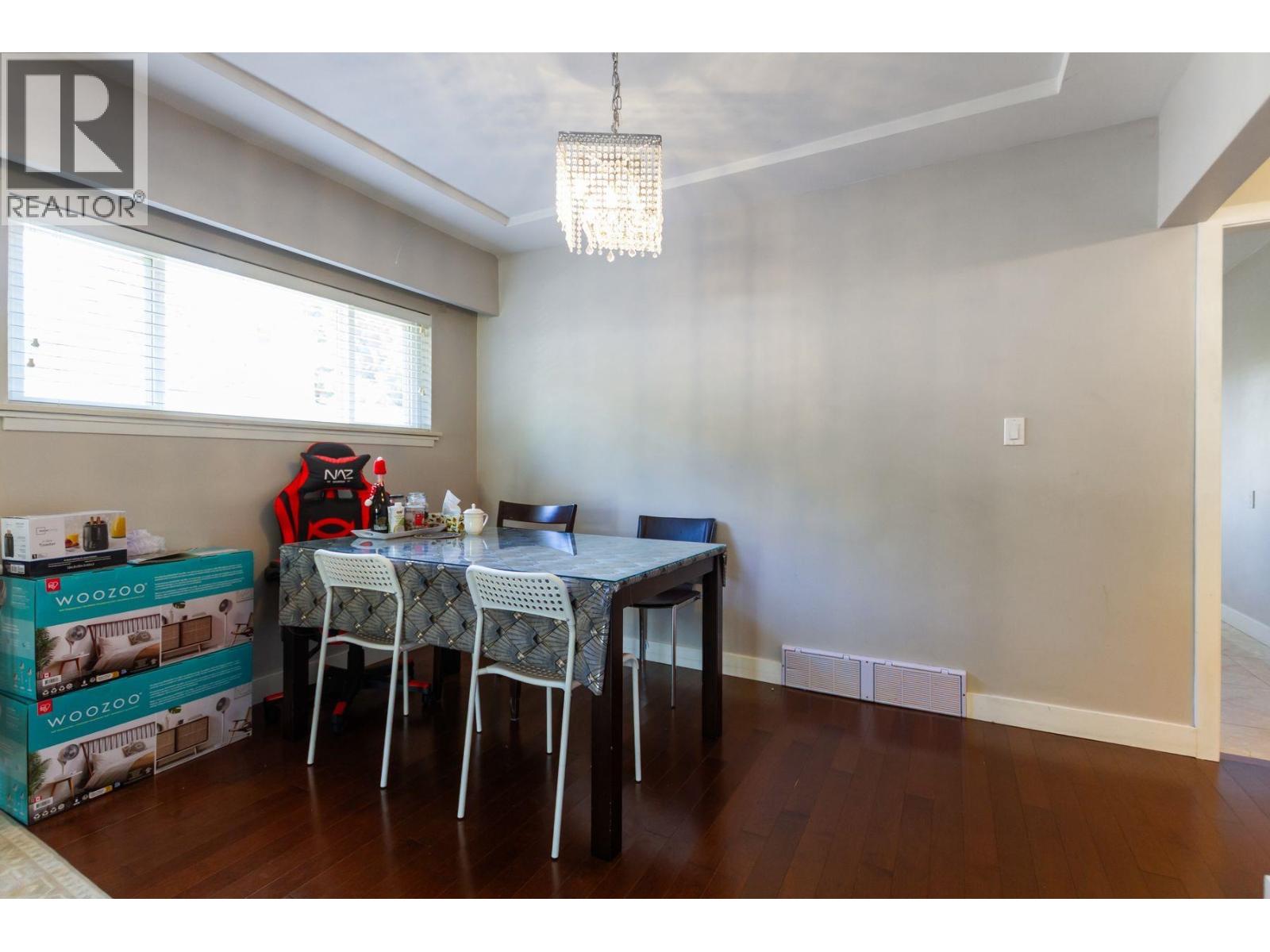 7643 Selkirk Street, Vancouver, British Columbia  V6P 4H3 - Photo 18 - R3137215