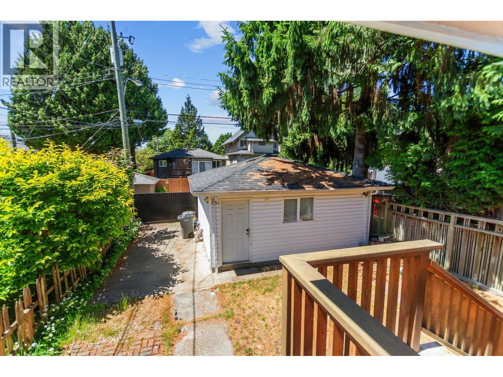 7643 Selkirk Street, Vancouver, British Columbia  V6P 4H3 - Photo 9 - R3137215