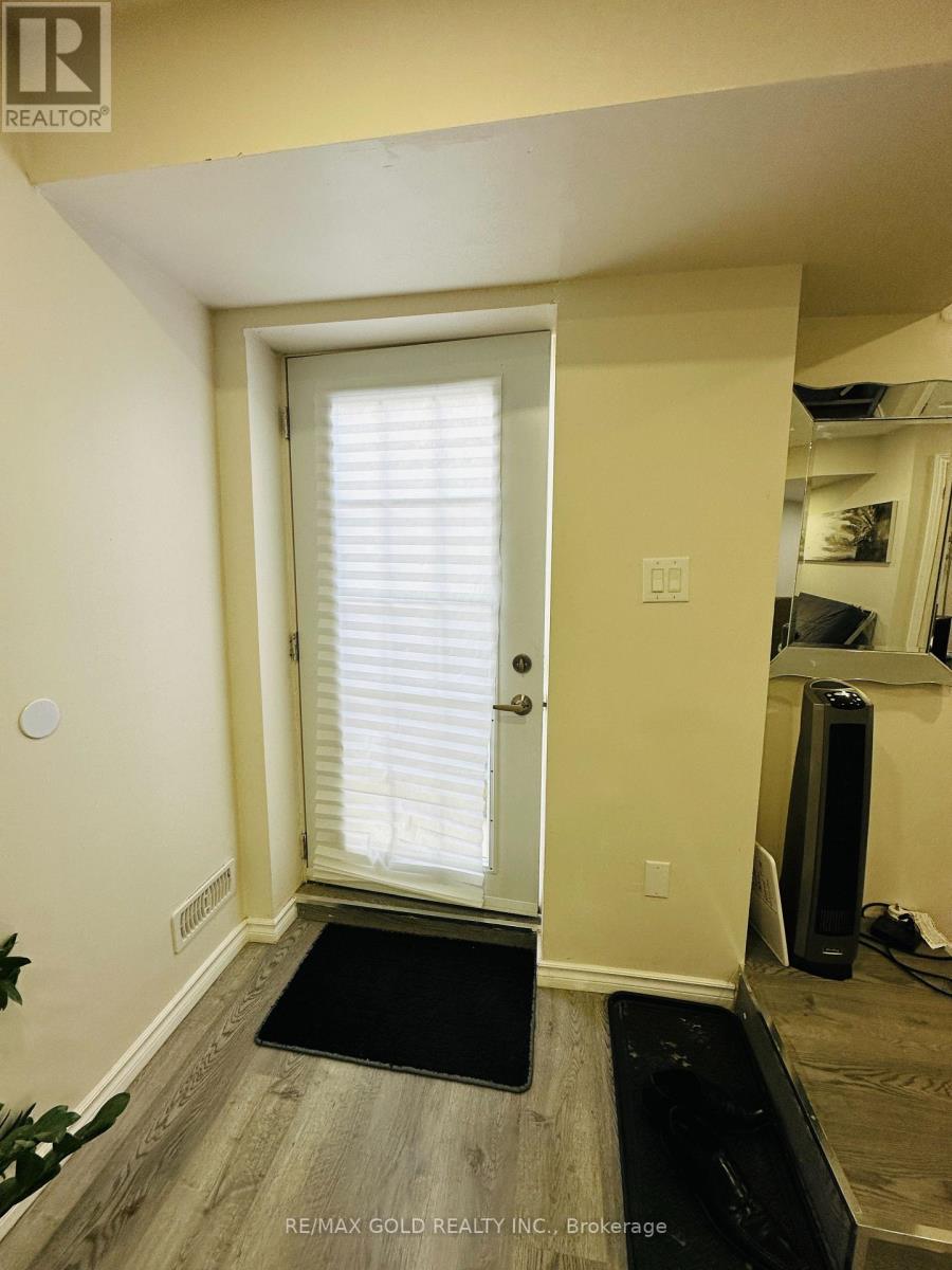 566 Bessborough Drive, Milton, Ontario  L9T 7V2 - Photo 28 - W13450726