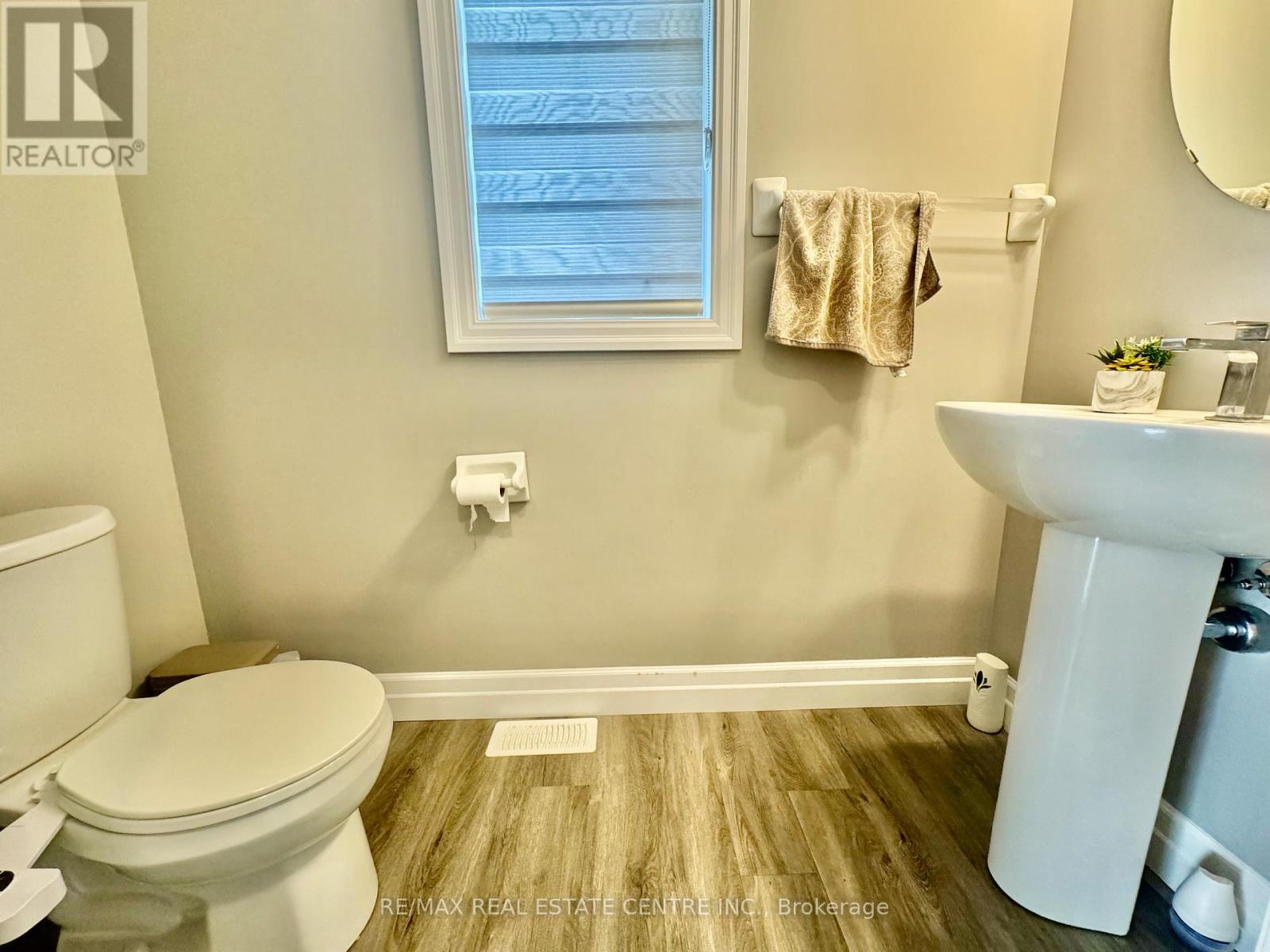 179 Otterbein Road, Cambridge, Ontario N2B 0A8 - Photo 7 - X13459000