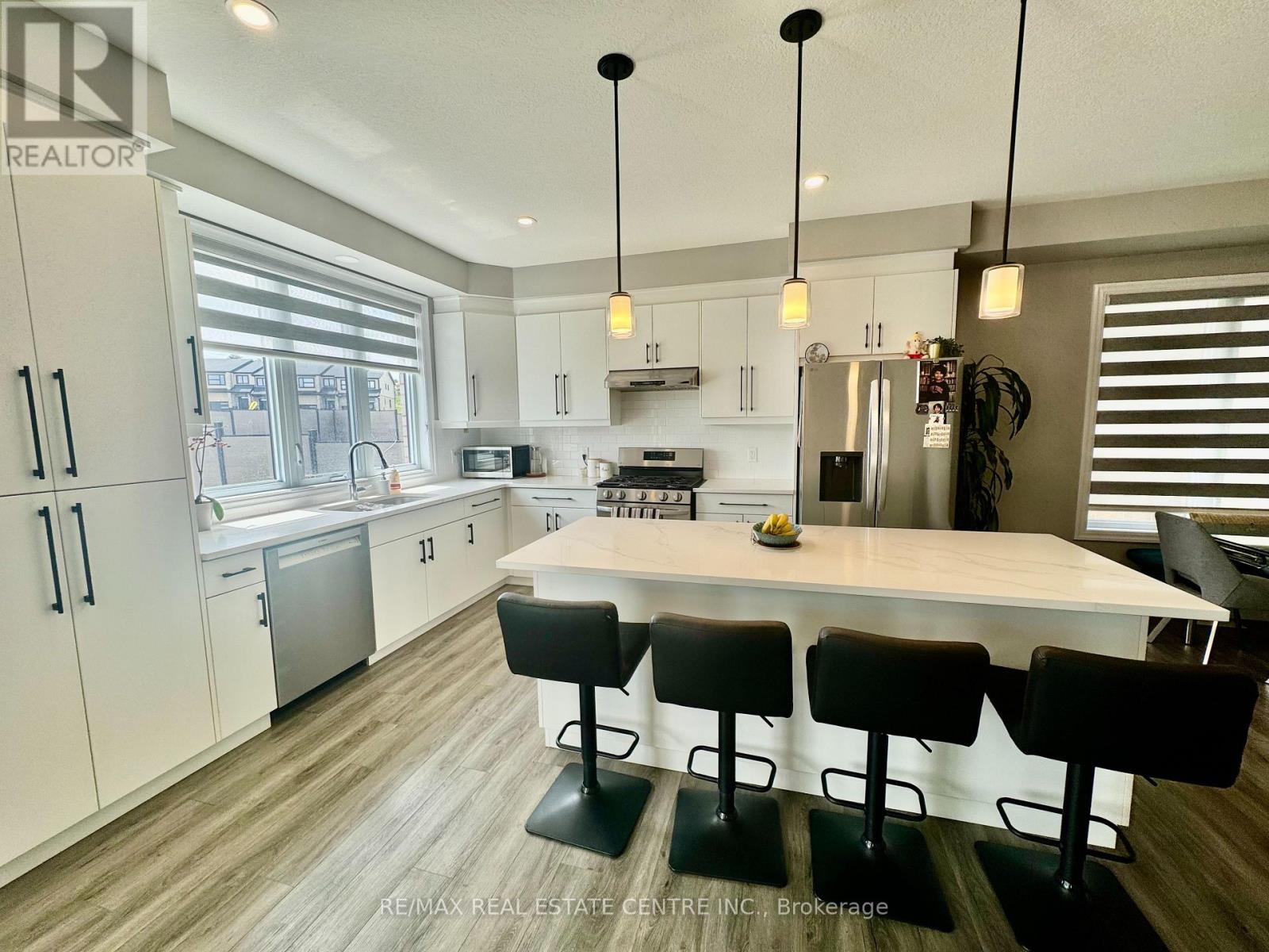 179 Otterbein Road, Cambridge, Ontario N2B 0A8 - Photo 9 - X13459000