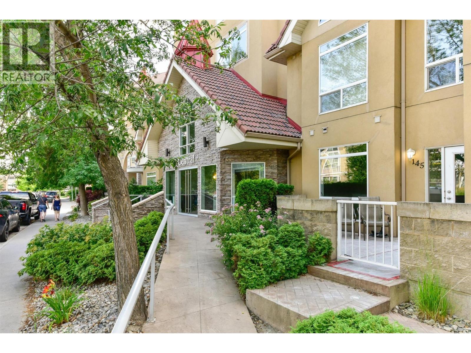 1088 Sunset Drive Unit# 332, Kelowna, British Columbia  V1Y 9W1 - Photo 2 - 10391771