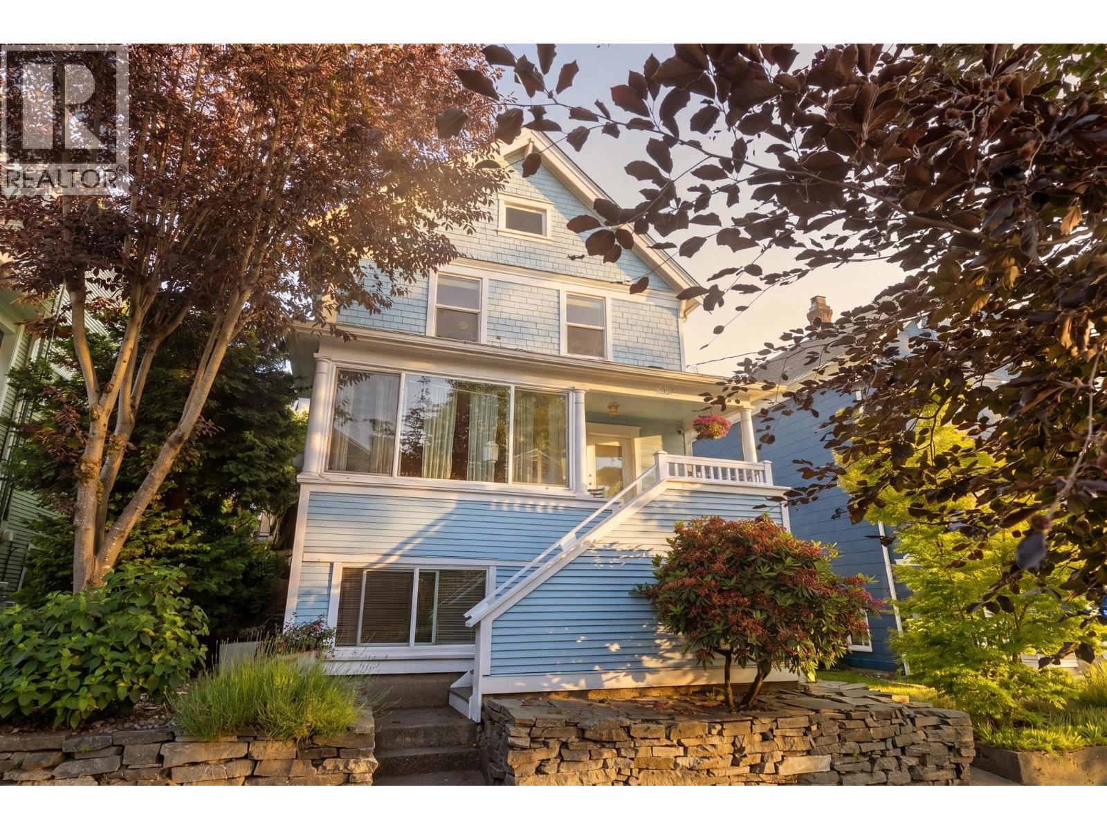 2057 CYPRESS STREET, Vancouver, British Columbia