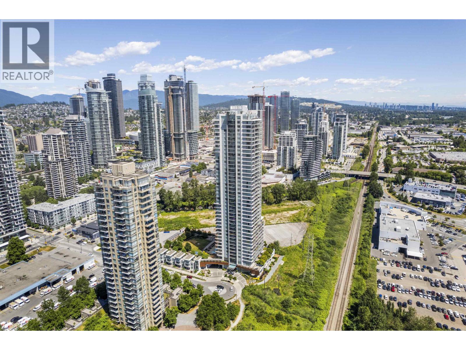 608 2388 Madison Avenue, Burnaby, British Columbia  V5C 0K8 - Photo 3 - R3137130