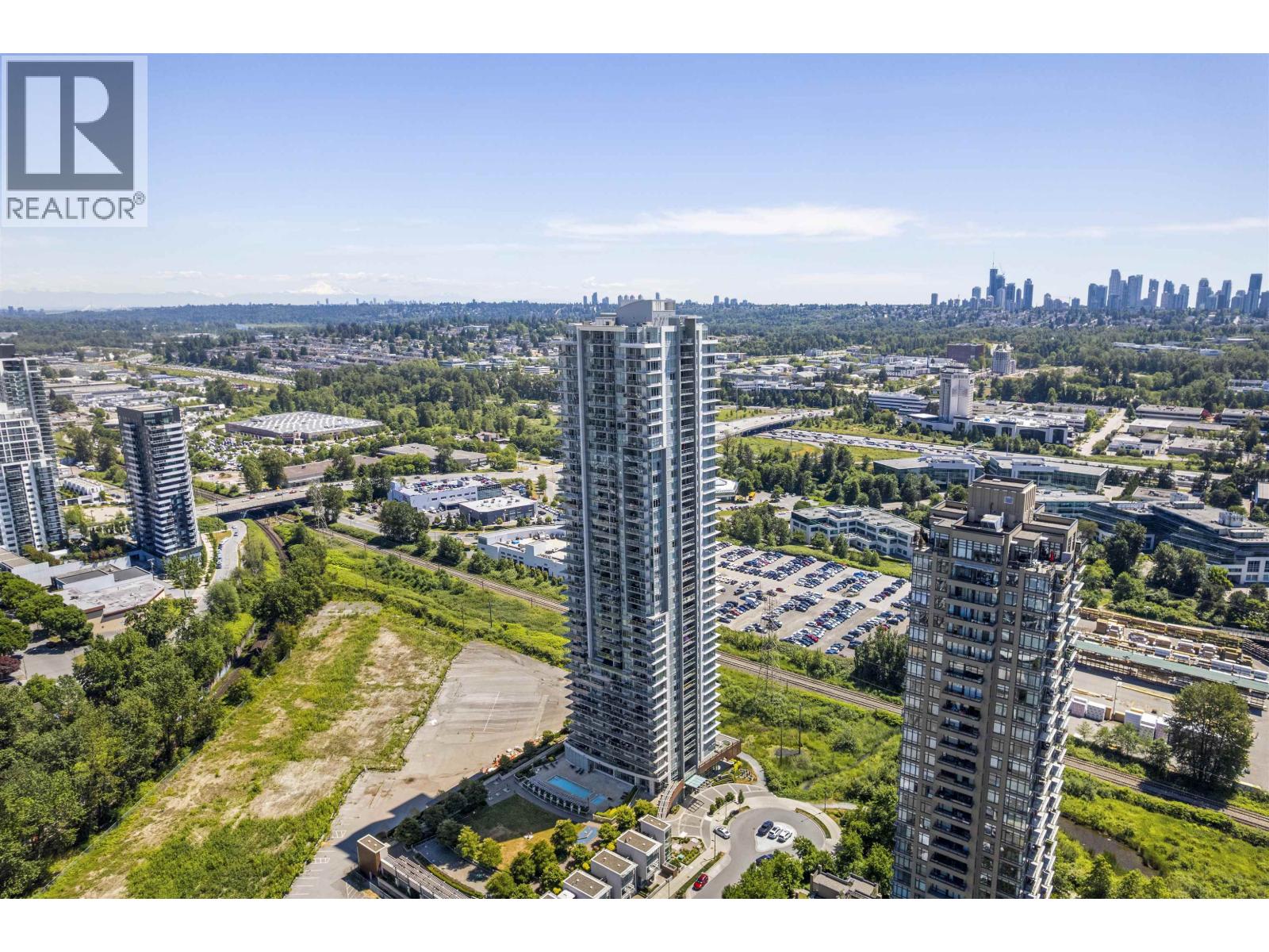 608 2388 Madison Avenue, Burnaby, British Columbia  V5C 0K8 - Photo 2 - R3137130
