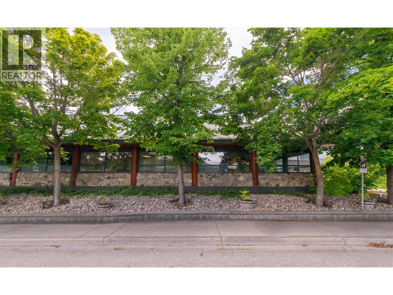 781 Marine Park Drive Ne, Salmon Arm, British Columbia  V1E 2W7 - Photo 19 - 10391545