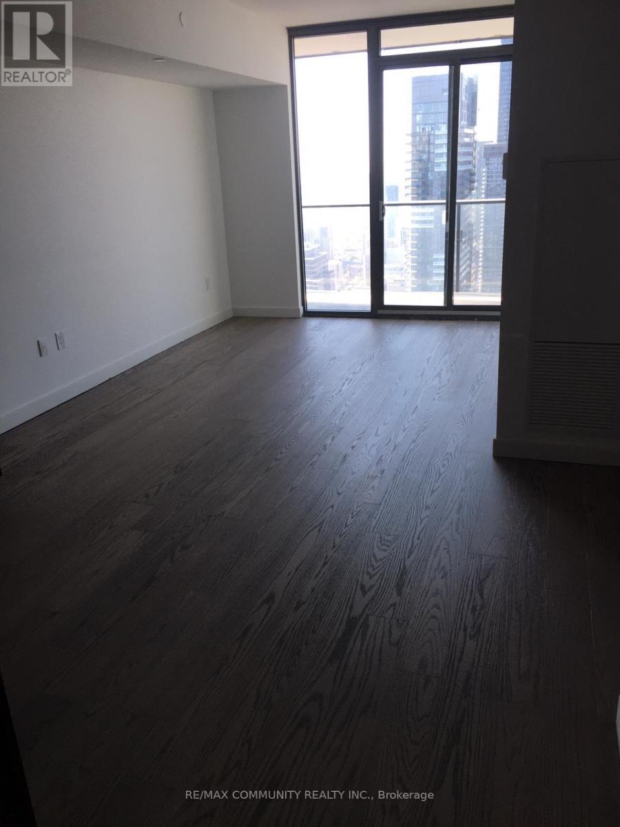 5504 - 11 Wellesley Street W, Toronto, Ontario  M4Y 1E8 - Photo 3 - C13459078