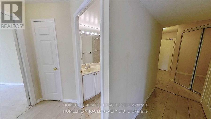 304 - 887 Bay Street, Toronto, Ontario  M5S 3K4 - Photo 15 - C13459080