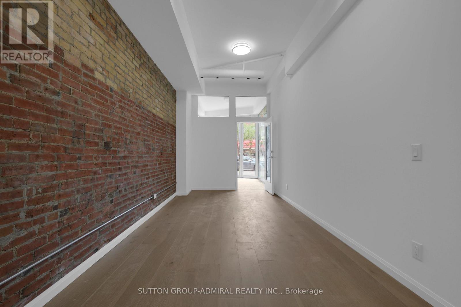101 (Main Floor) - 647 College Street, Toronto, Ontario  M6G 1B7 - Photo 17 - C13459122