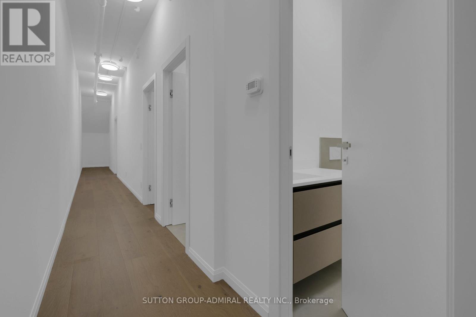 101 (Main Floor) - 647 College Street, Toronto, Ontario  M6G 1B7 - Photo 22 - C13459122