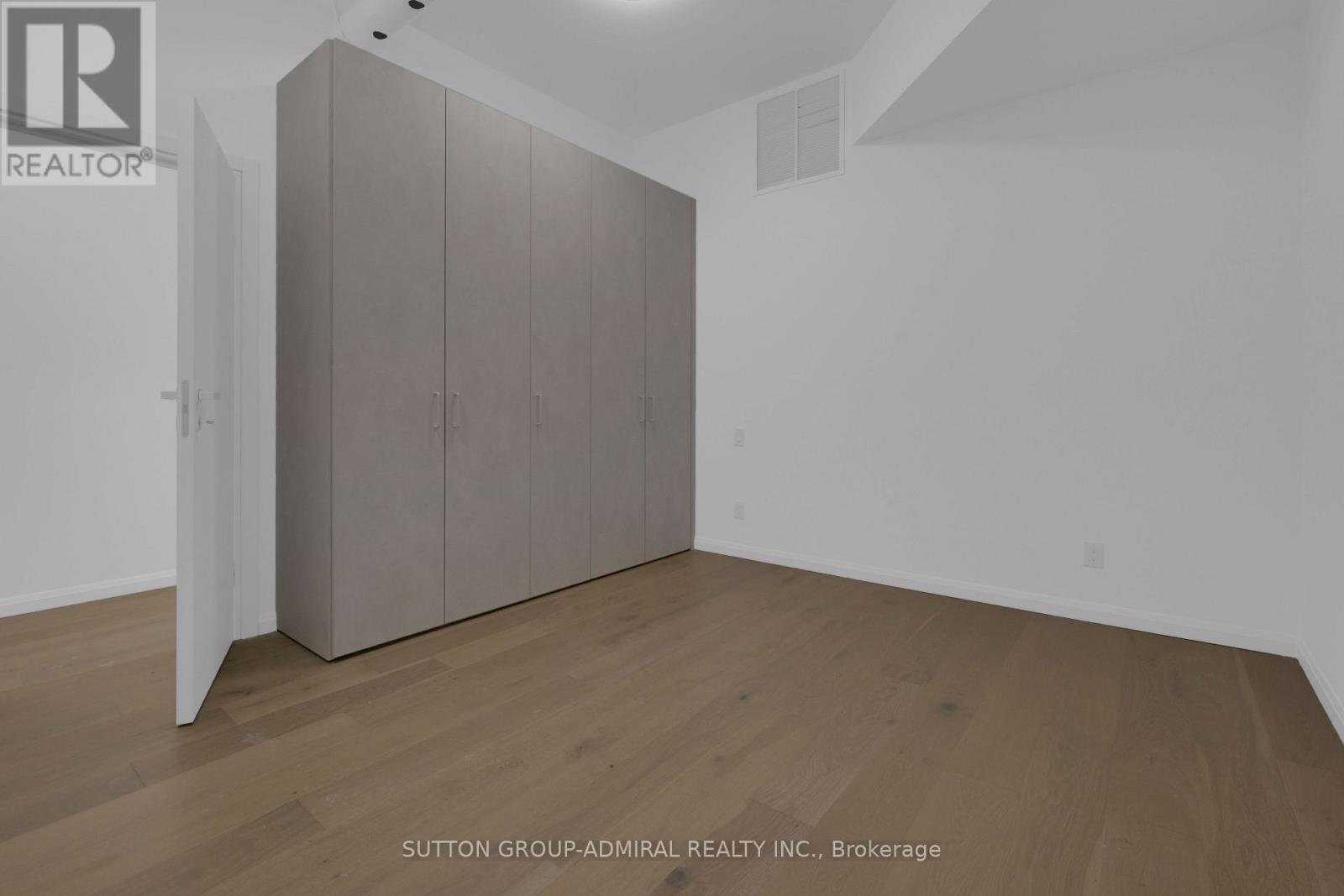 101 (Main Floor) - 647 College Street, Toronto, Ontario  M6G 1B7 - Photo 26 - C13459122