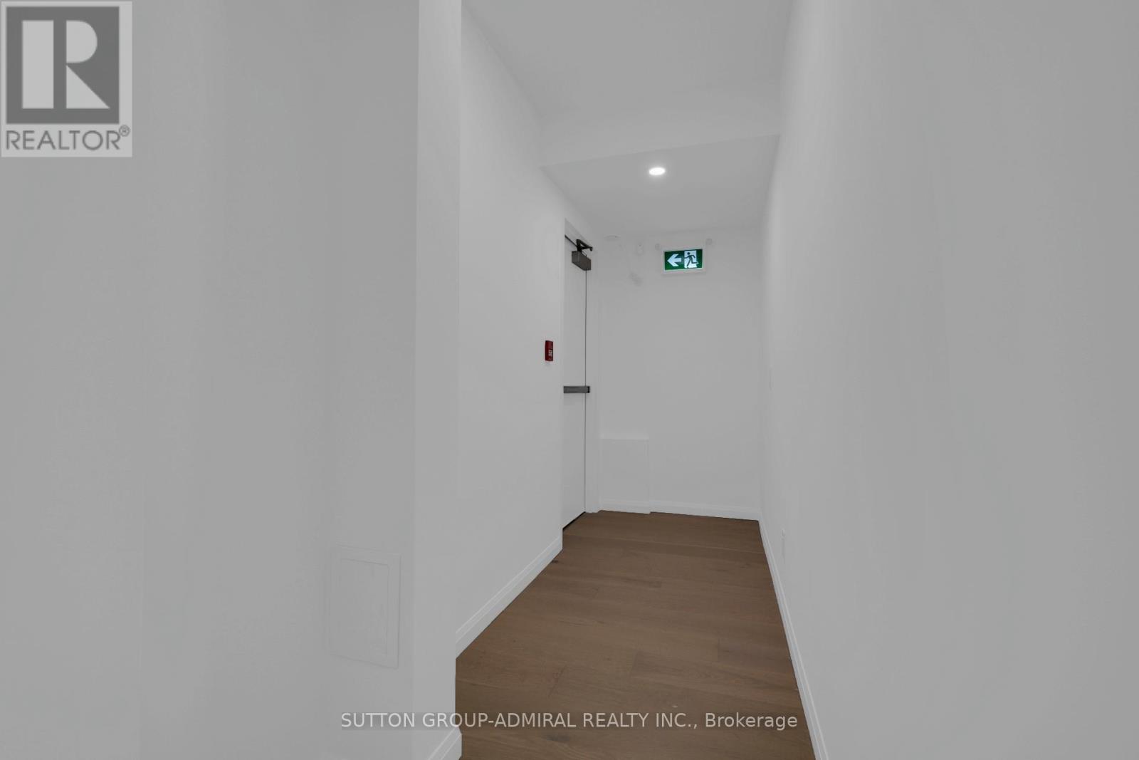 101 (Main Floor) - 647 College Street, Toronto, Ontario  M6G 1B7 - Photo 31 - C13459122