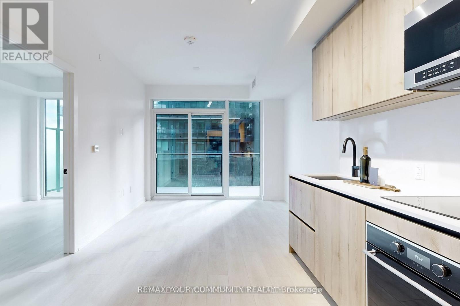 1401 - 117 Broadway Avenue, Toronto, Ontario  M4P 1V3 - Photo 5 - C13459132