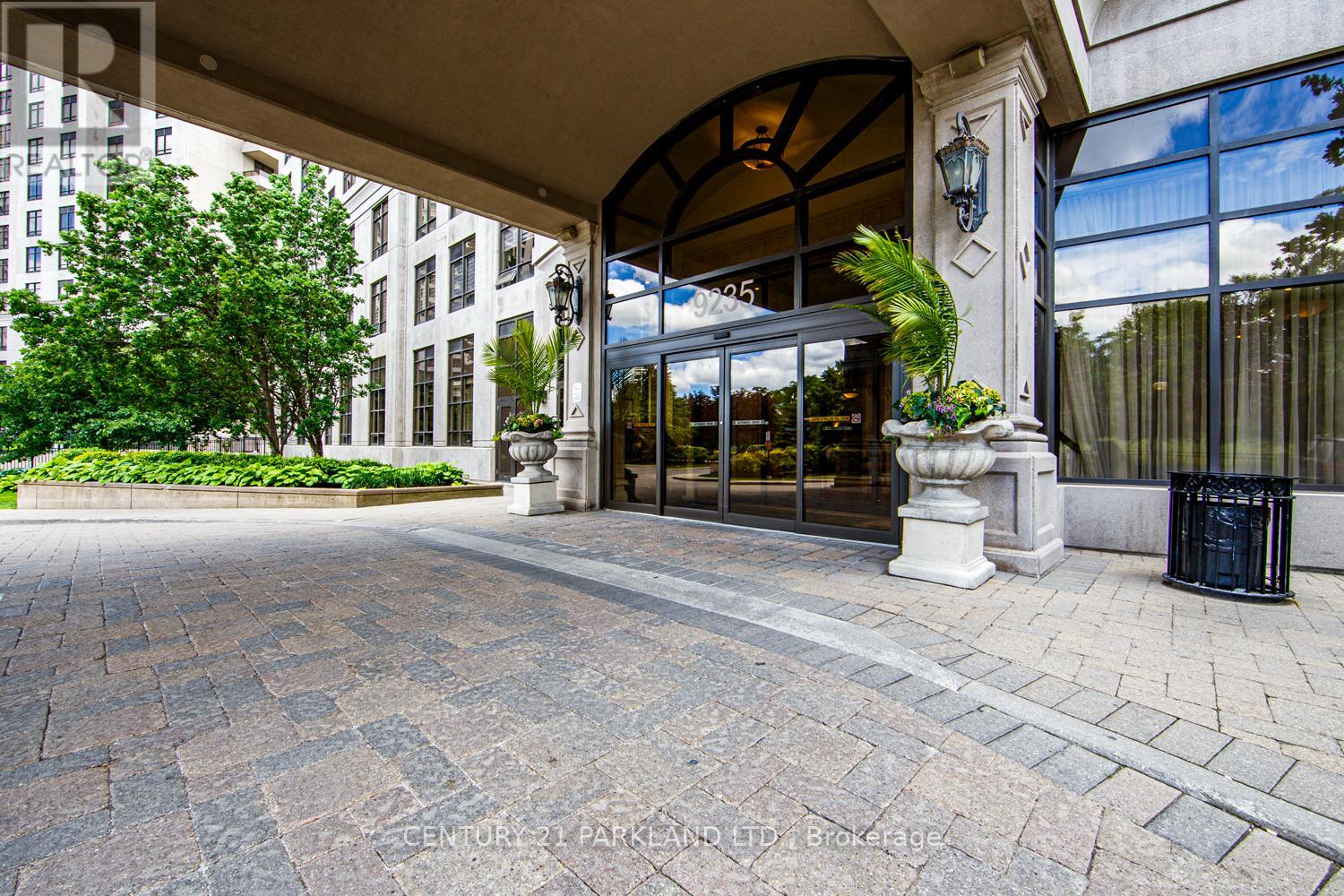 501 - 9235 Jane Street, Vaughan, Ontario L6A 0J8 - Photo 2 - N13459108