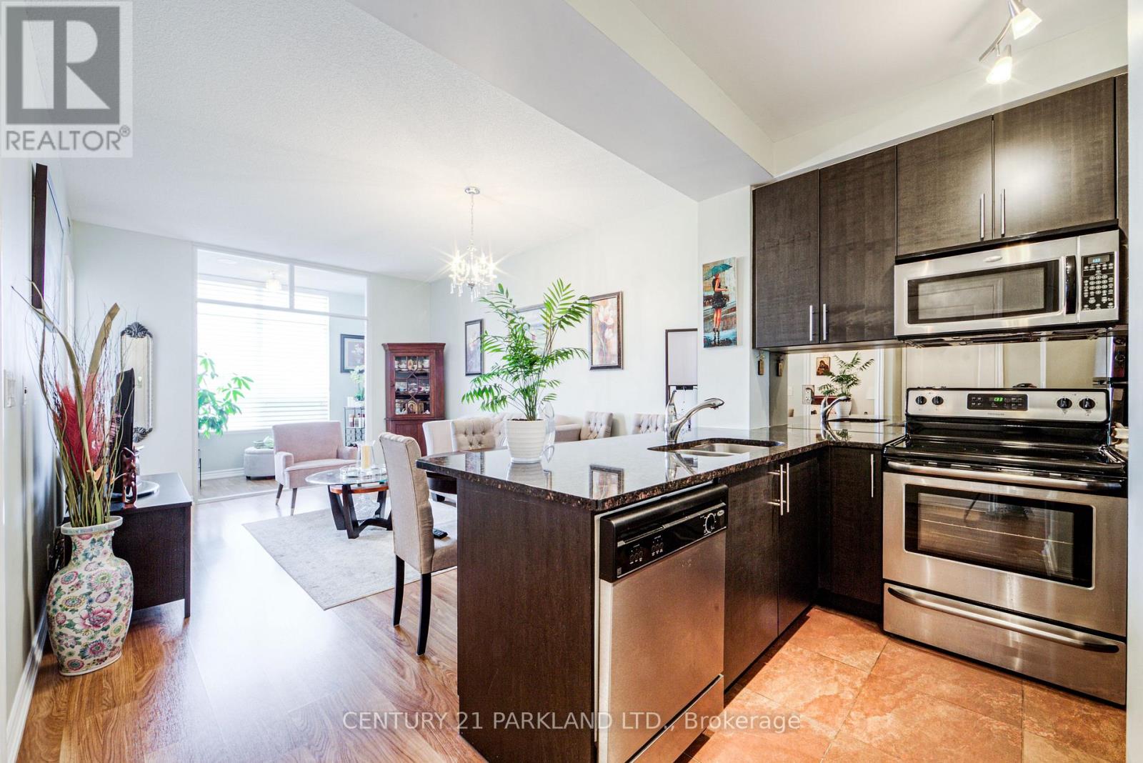 501 - 9235 Jane Street, Vaughan, Ontario L6A 0J8 - Photo 7 - N13459108