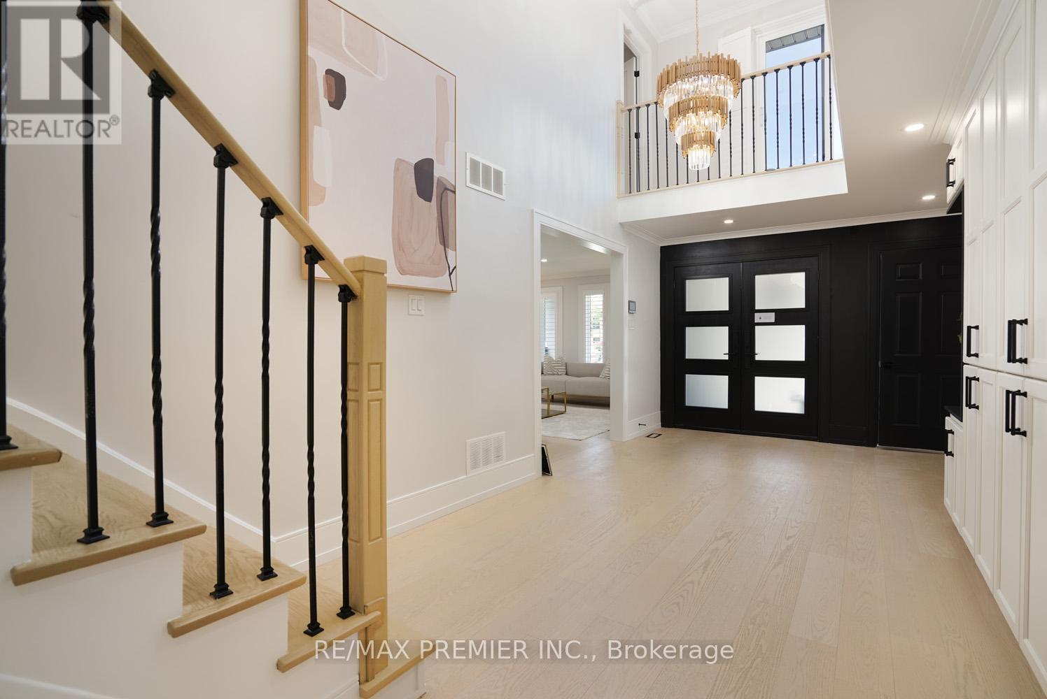 157 Jeanne Drive, Vaughan, Ontario  L4L 1X8 - Photo 6 - N13459142