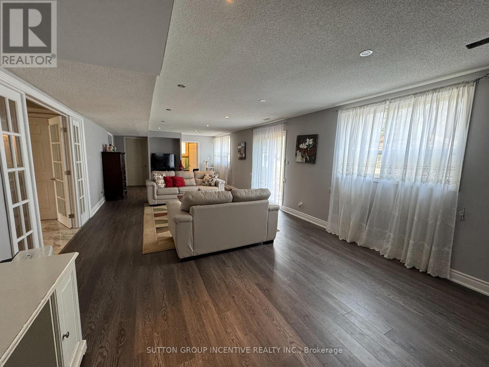 10 Celestine Court, Tiny, Ontario  L9M 0H3 - Photo 4 - S13459048
