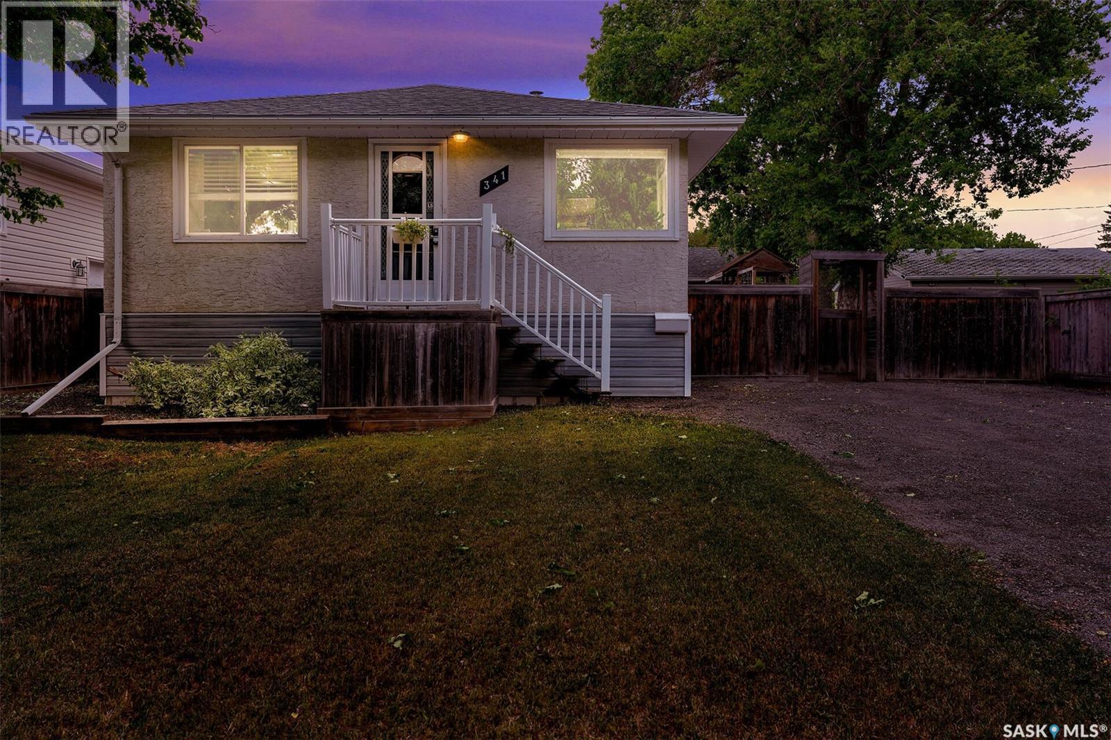 341 Lorne Street, Regina, Saskatchewan S4R 2J3 - Photo 1 - SK039675
