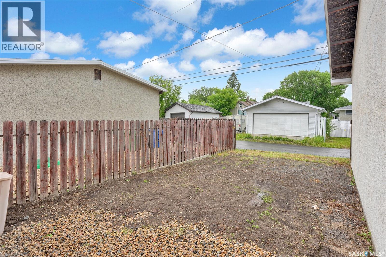 341 Lorne Street, Regina, Saskatchewan S4R 2J3 - Photo 37 - SK039675