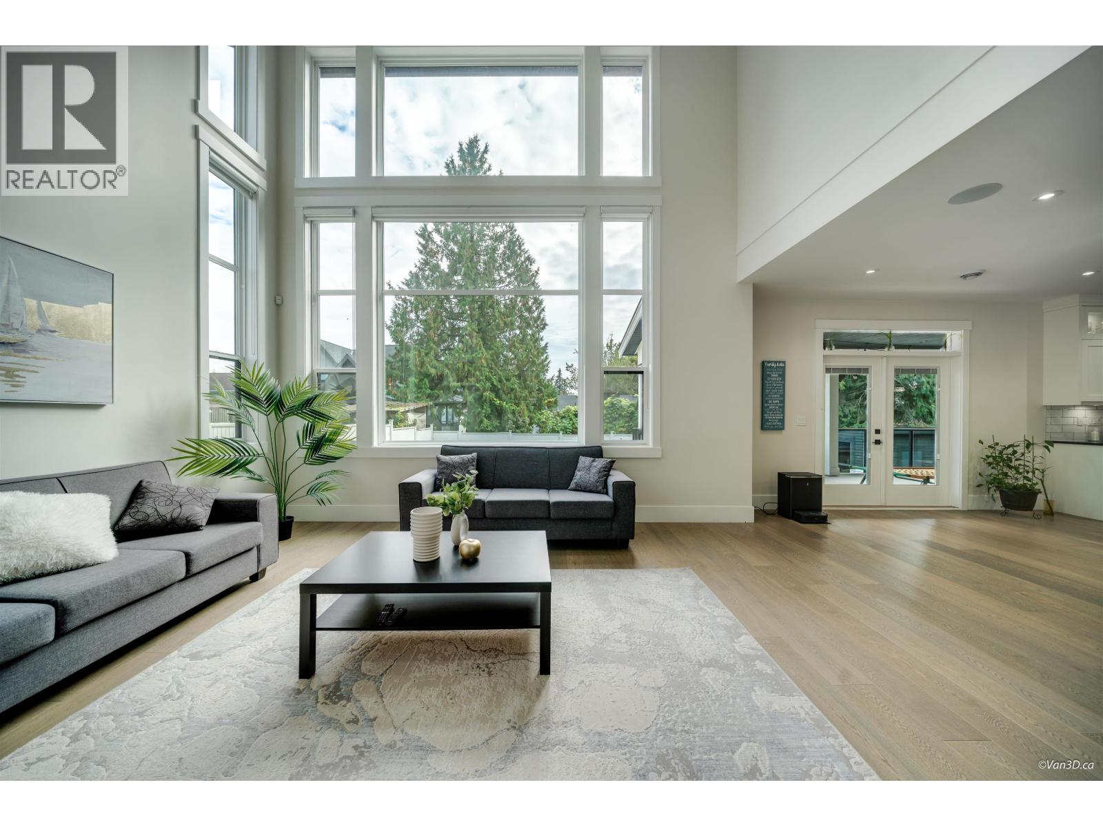 708 Austin Avenue, Coquitlam, British Columbia  V3K 3N1 - Photo 4 - R3137208