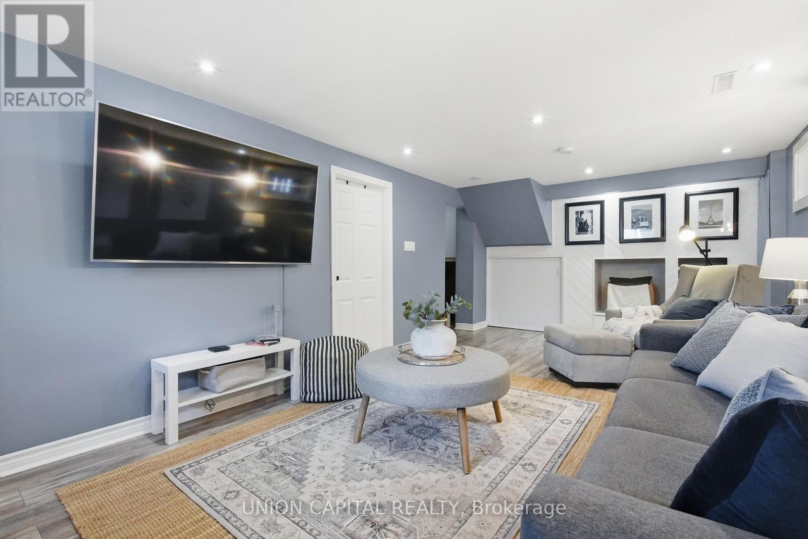 30 Irwin Crescent, Halton Hills, Ontario  L7G 1G1 - Photo 25 - W13459046