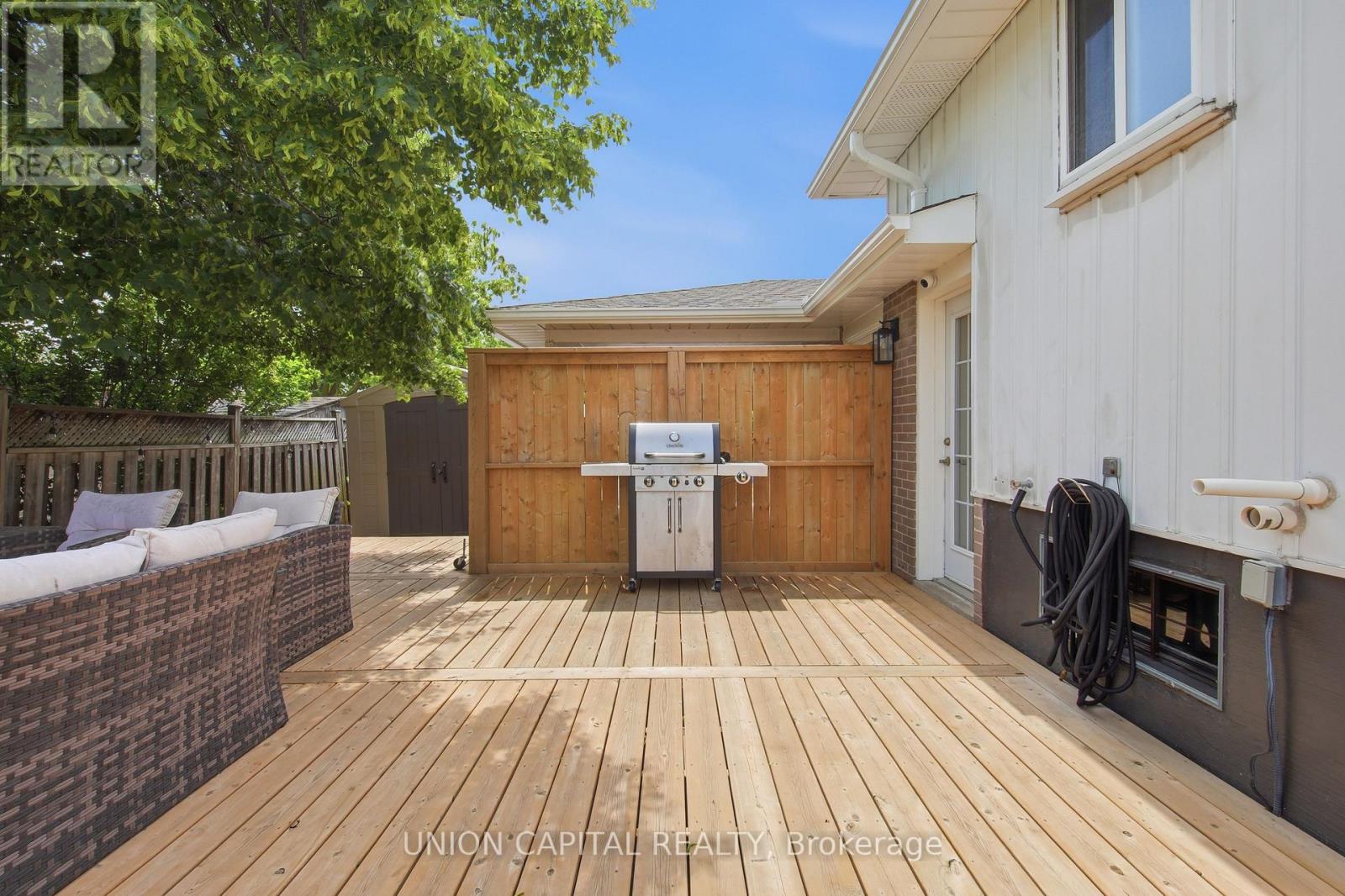 30 Irwin Crescent, Halton Hills, Ontario  L7G 1G1 - Photo 28 - W13459046