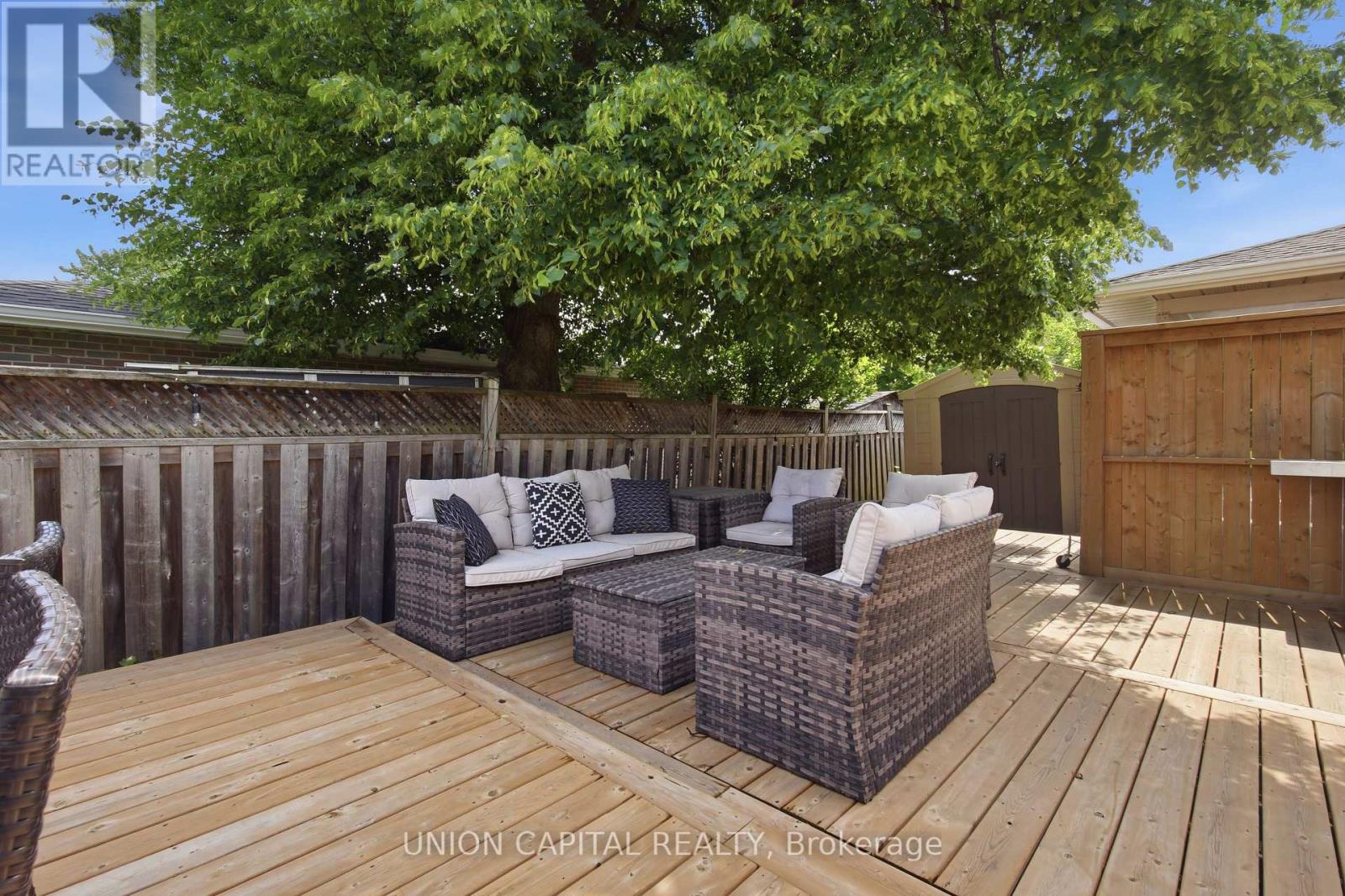 30 Irwin Crescent, Halton Hills, Ontario  L7G 1G1 - Photo 29 - W13459046