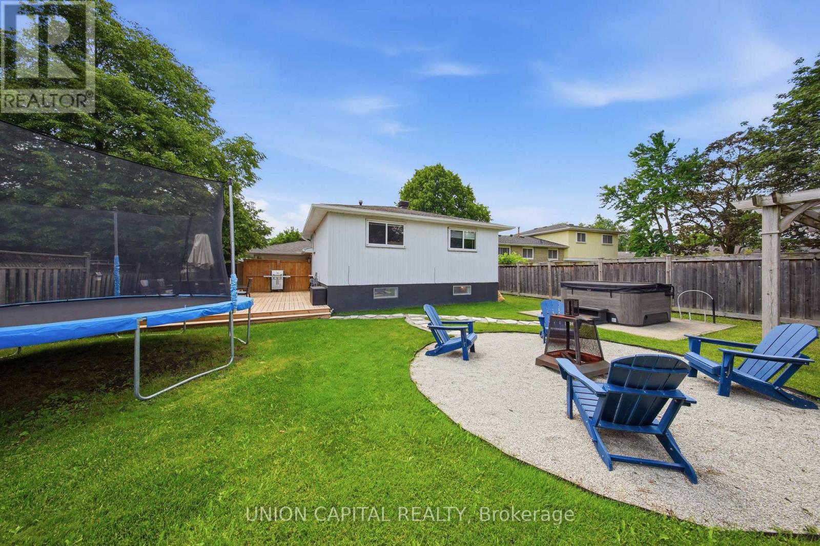 30 Irwin Crescent, Halton Hills, Ontario  L7G 1G1 - Photo 32 - W13459046